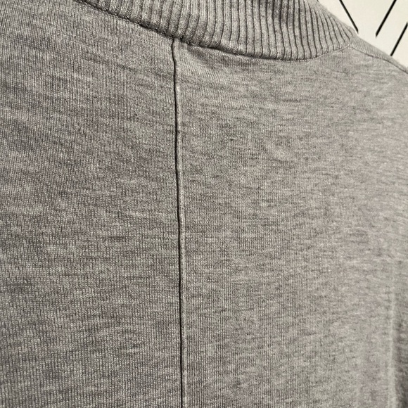 Jones New York Signature Gray Turtleneck with Striped Sleeves - Picture 9 of 11